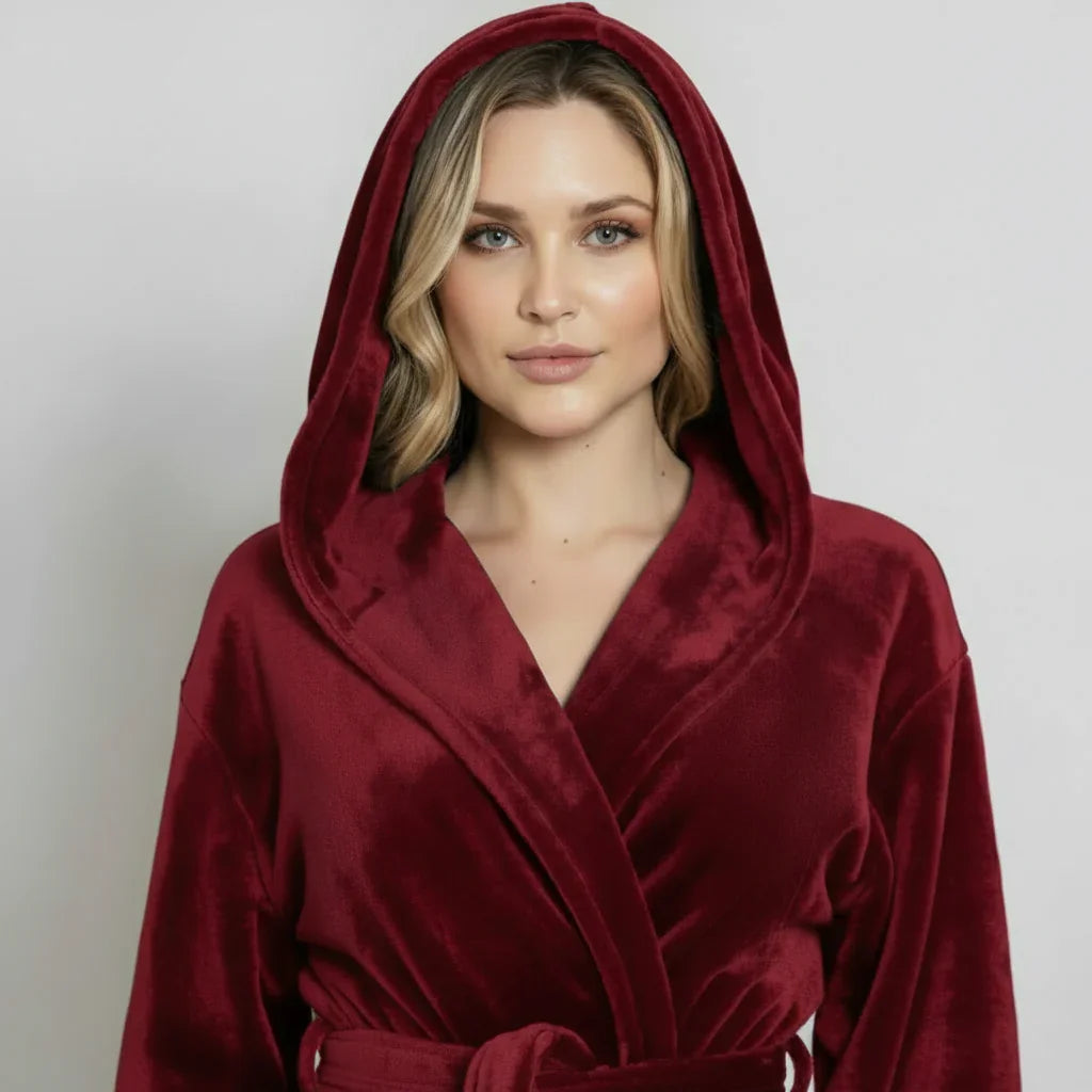 Women's Plush Hooded Robe – Cozy Spa-Worthy Comfort at Home